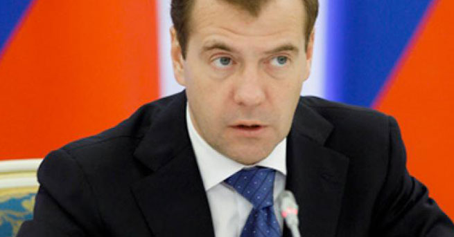 Medvedev'den NATO'ya KKTC sorusu