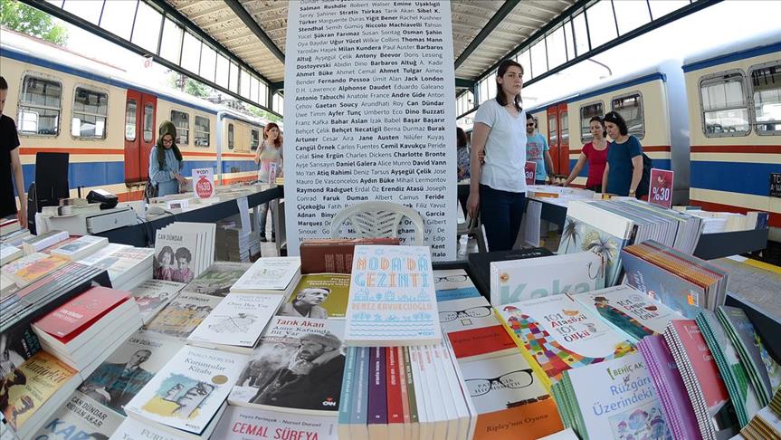 Books and trains share journey in Istanbul