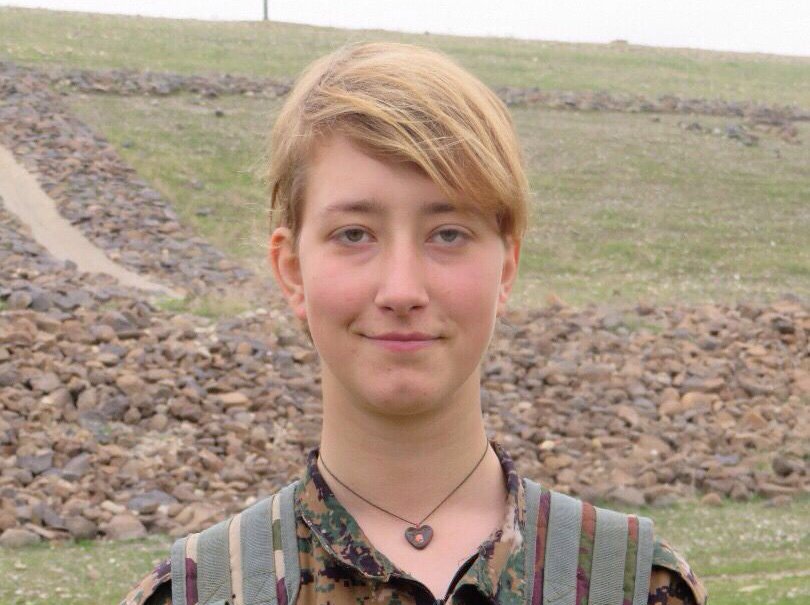İlk kez bir İngiliz kadın YPG saflarında savaşırken öldü
