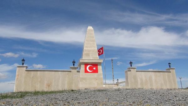 Büyük Çatma Köyü'nde Ermenilerin şehit ettiği 183 kişi anıldı