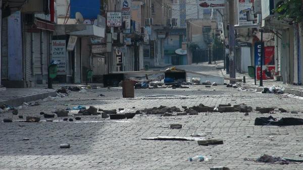 Cizre'de sokağa çıkma yasağı ve operasyonlar sürüyor