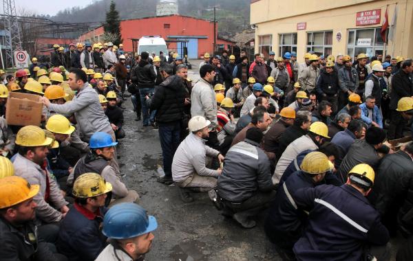 Grizuda ölen 103 madenci dualarla anıldı