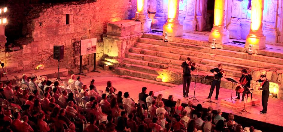 International Izmir Festival Kicks Off