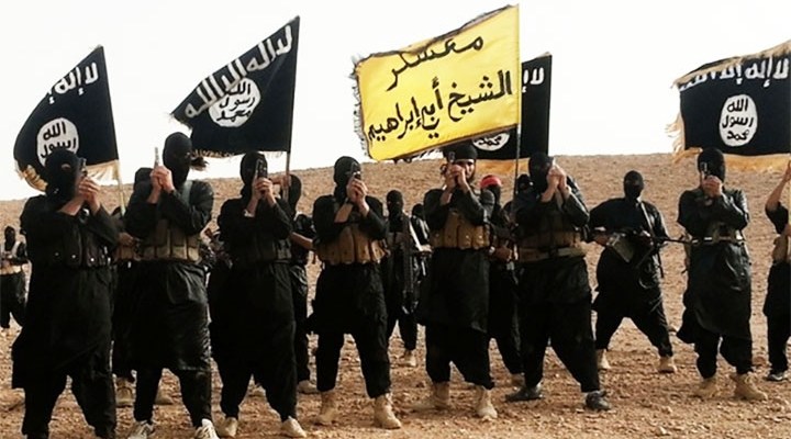 Kaçak petrol IŞİD’e yaradı
