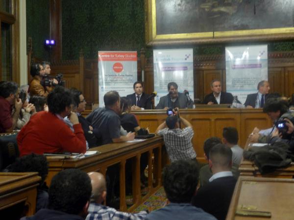 PYD Lideri Salih Müslim Britanya Parlamentosunda konuştu